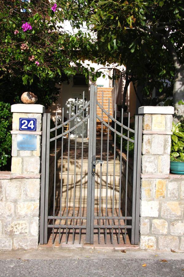 Mm Kovacevic Apartments Petrovac Exterior foto